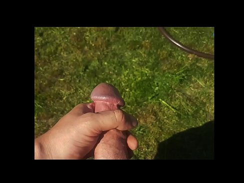 ❤️ Faigheann hottie te a pussy bándearg fucked agus cums le squirt i ghairdín samhraidh ☑  Porn álainn  uainn ga.mailkassa.ru ️❤